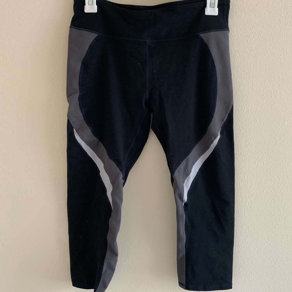 Fabletics Leggings (Knee-Length) - black & gray